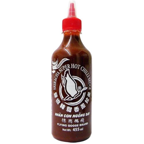 Front of Flying Goose Sriracha Chilli Sauce Super Hot bottle showcasing the logo, label details, and 455ml size.