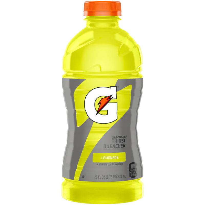 Front of Gatorade Lemonade bottle showing vibrant yellow colour, Gatorade logo, and text indicating lemonade flavour (828ml)