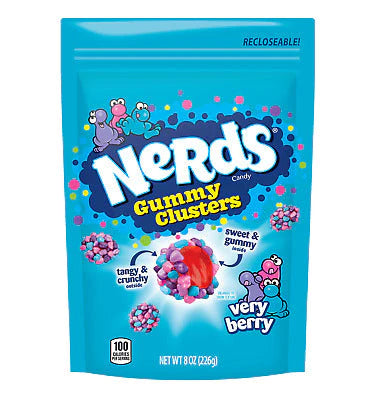 Front of Nerds Gummy Clusters Very Berry bag showing bright blue packaging, sweet and tangy gummy candy, and 226g weight.