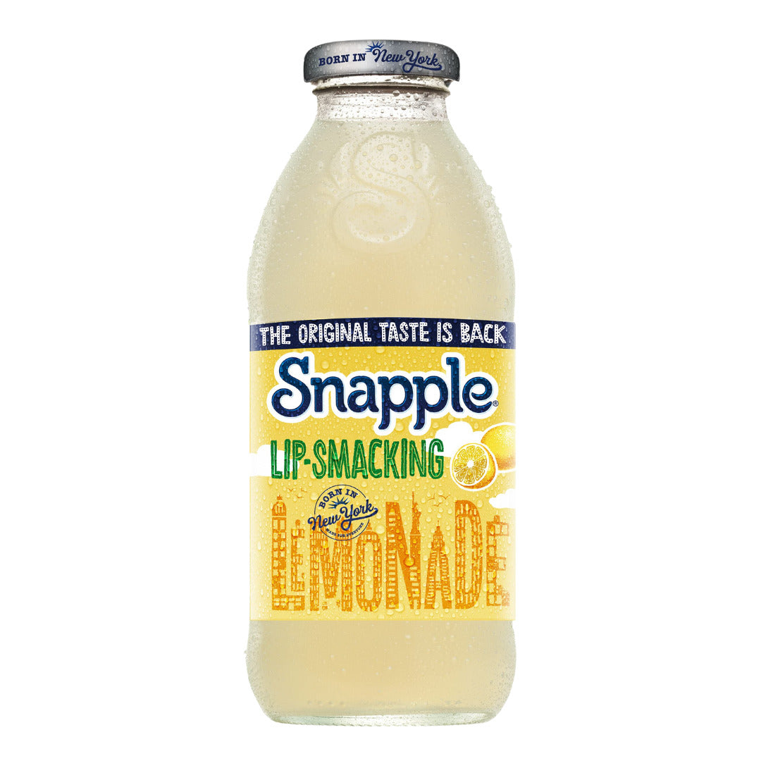 Front of Snapple Lemonade bottle featuring the brand logo, lip-smacking text, and vibrant lemonade label (473ml pack)