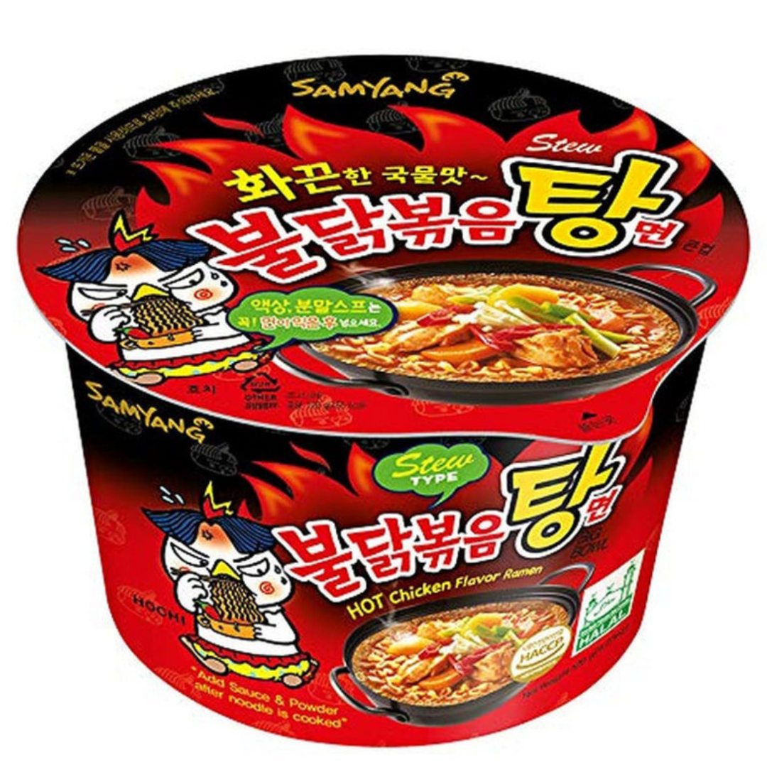 Front of Samyang Buldak Ramen Hot Stew Flavour Big Bowl with logo, vibrant packaging, and steaming bowl of ramen (105g)