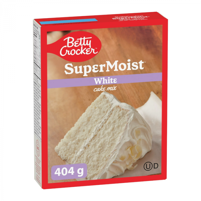 Front of Betty Crocker Super Moist White Cake Mix box showing logo, cake mix label, and image of a moist cake slice with frosting (404g pack)