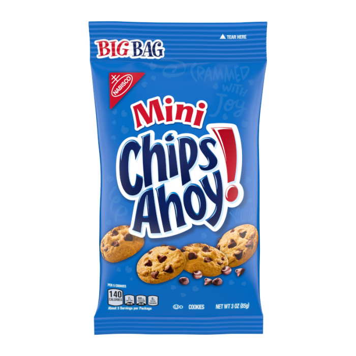 Front of Chips Ahoy Mini’s BIG BAG showing blue label with logo, mini cookies illustration, and pack size (85g)