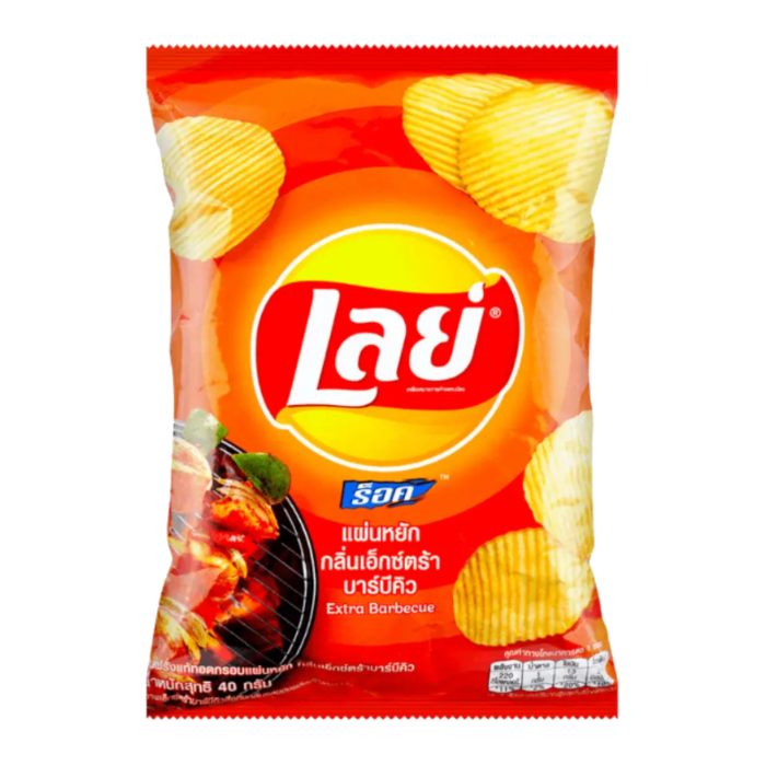 Front of Lay's Extra Barbecue bag showing the bold logo, barbecue flavour details, and chip imagery (46g pack)