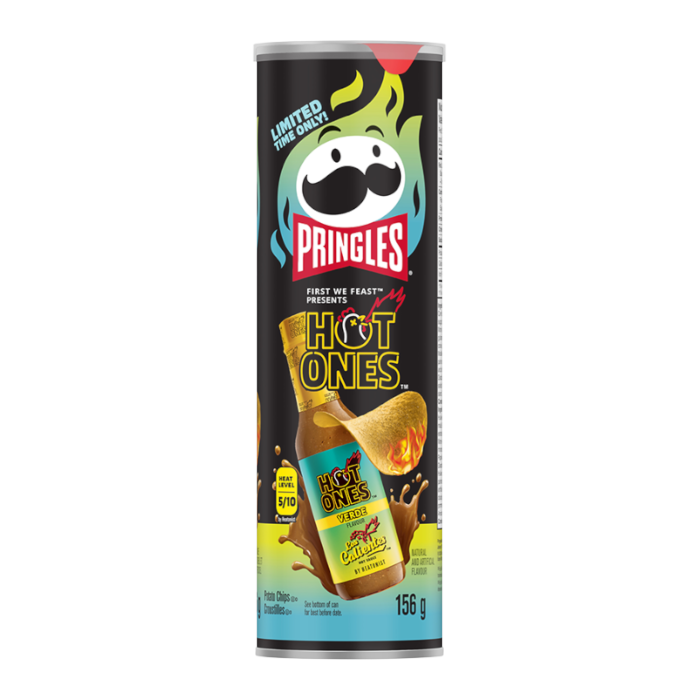 Front of Pringles Hot Ones Verde can featuring bold logo, green and black design, and vibrant imagery of potato crisps (156g pack)
