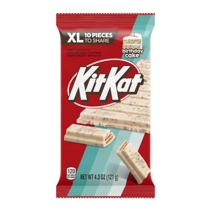 Front of Kit Kat Limited Edition Birthday Cake XL Bar showing logo, birthday cake flavour label, and pack size (121g)