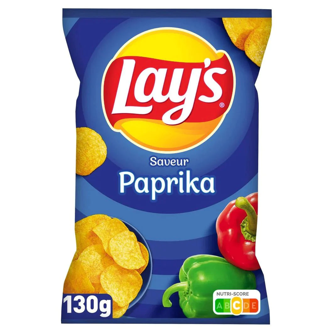 Front of Lay's Paprika bag featuring the logo, paprika flavour label, and image of potato crisps with red and green peppers (130g pack)