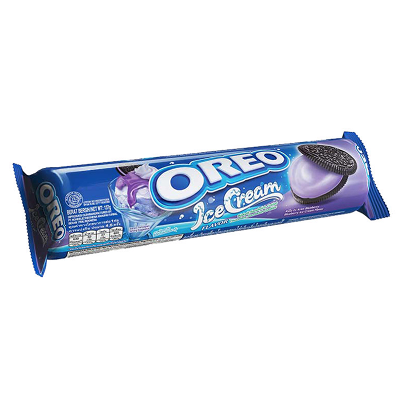 Front of Oreo Blueberry Ice Cream Cookies package displaying the logo, blueberry ice cream flavour and 119.6g pack size.