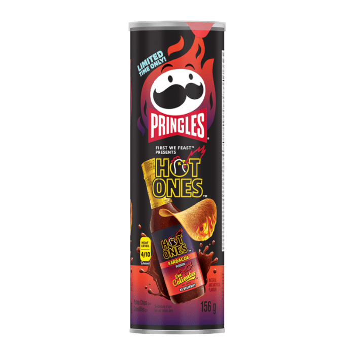 Front of Pringles Hot Ones Barbacoa tube showing logo, barbacoa flavour label, and pack size (156g)