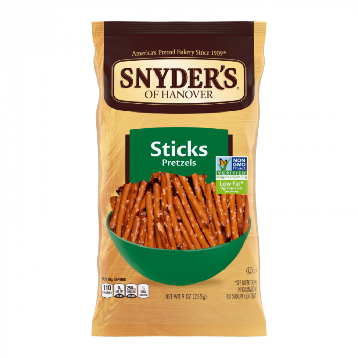 Front of Snyder’s Pretzel Sticks bag featuring the logo, showcasing pretzel sticks in a green bowl (255g pack)