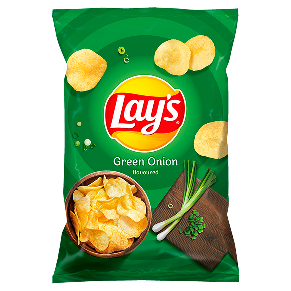 Front of Lay's Green Onion bag featuring the logo, green onion flavour text, and a bowl of crispy chips with a wooden cut board (130g pack)
