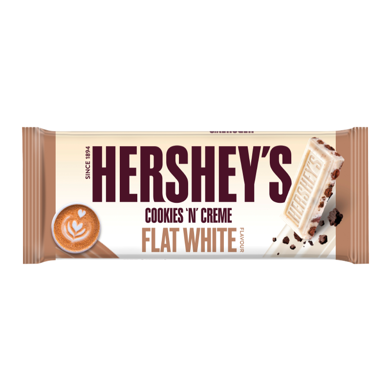 Front of Hershey's Cookies n Crème Flat White bar featuring a creamy design, logo, and flavour details (90g pack)
