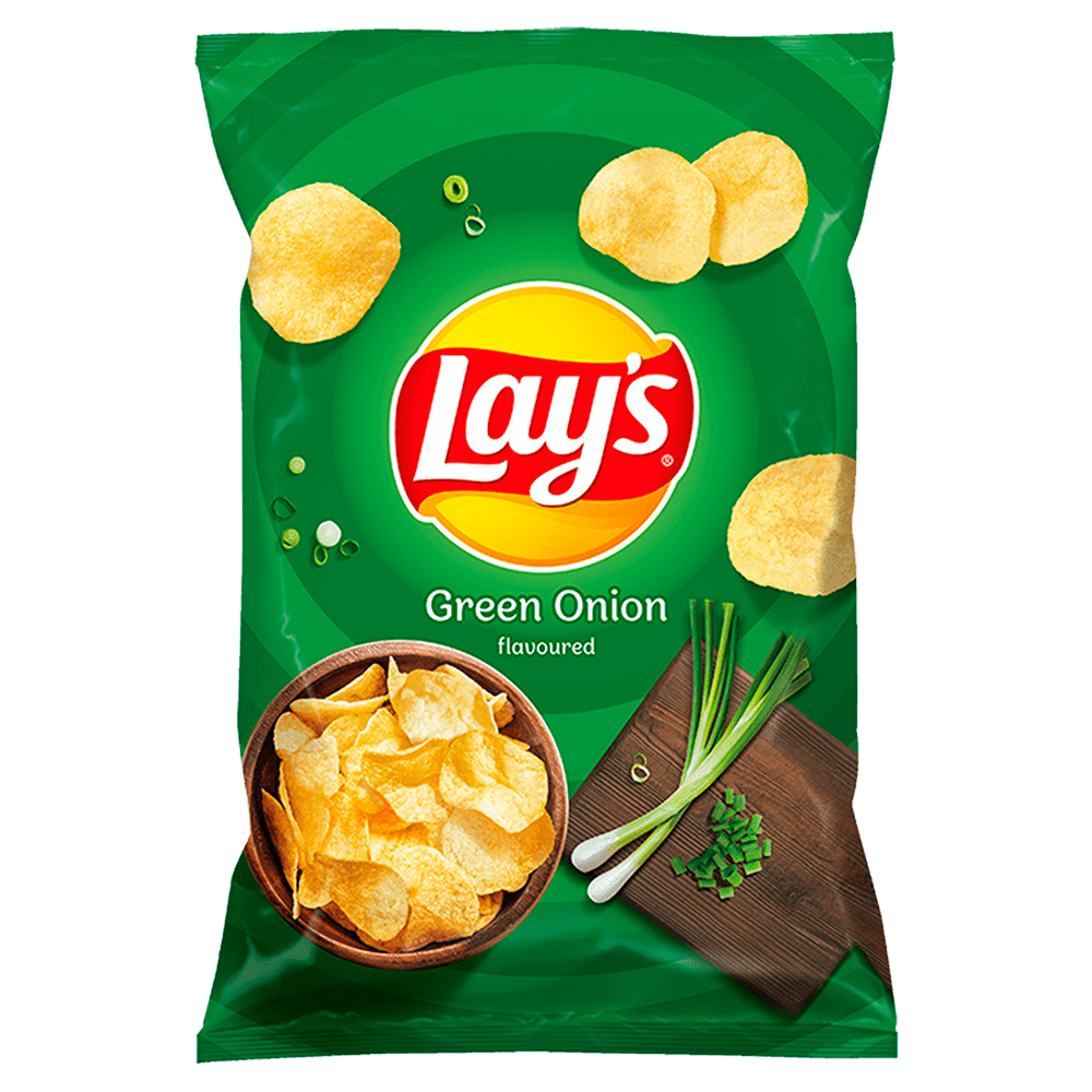 Front of Lay's Green Onion bag featuring the logo, green onion flavour text, and a bowl of crispy chips with a wooden cut board (130g pack)