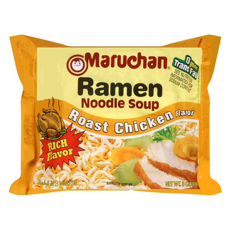 Front of Maruchan Roast Chicken Flavour Ramen Noodles (85g) package showing rich flavour label and image of noodles with broth and chicken.
