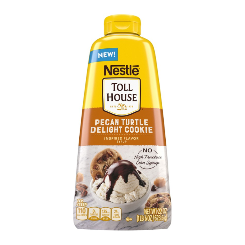 Front of Toll House Pecan Turtle Delight Cookie Syrup bottle featuring the brand logo, inspired flavour label, and bowl of ice cream with syrup (623.6g)