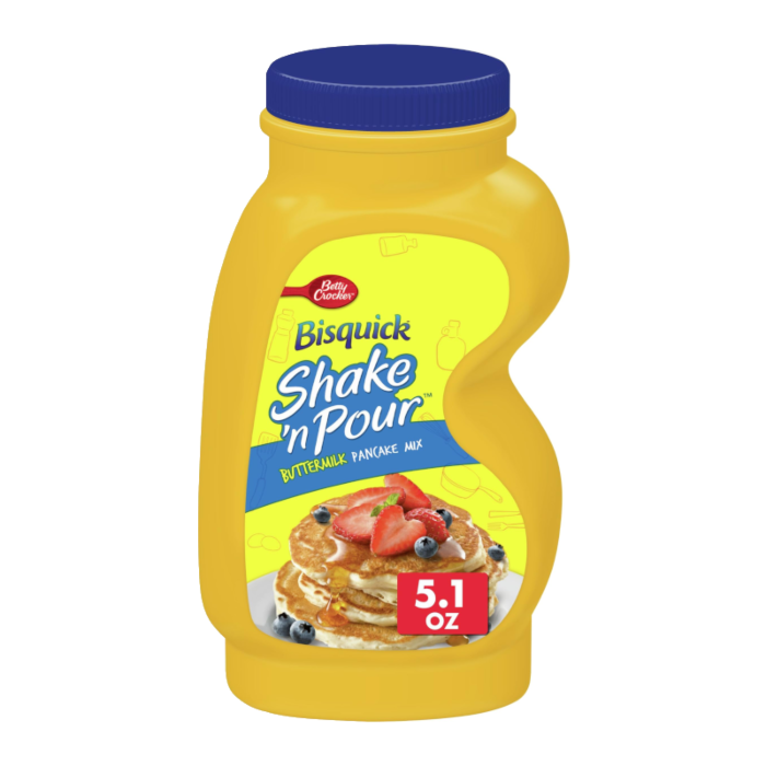 Front label of Bisquick Shake'n Pour Buttermilk Pancake Mix (144g), displaying flavour and branding.