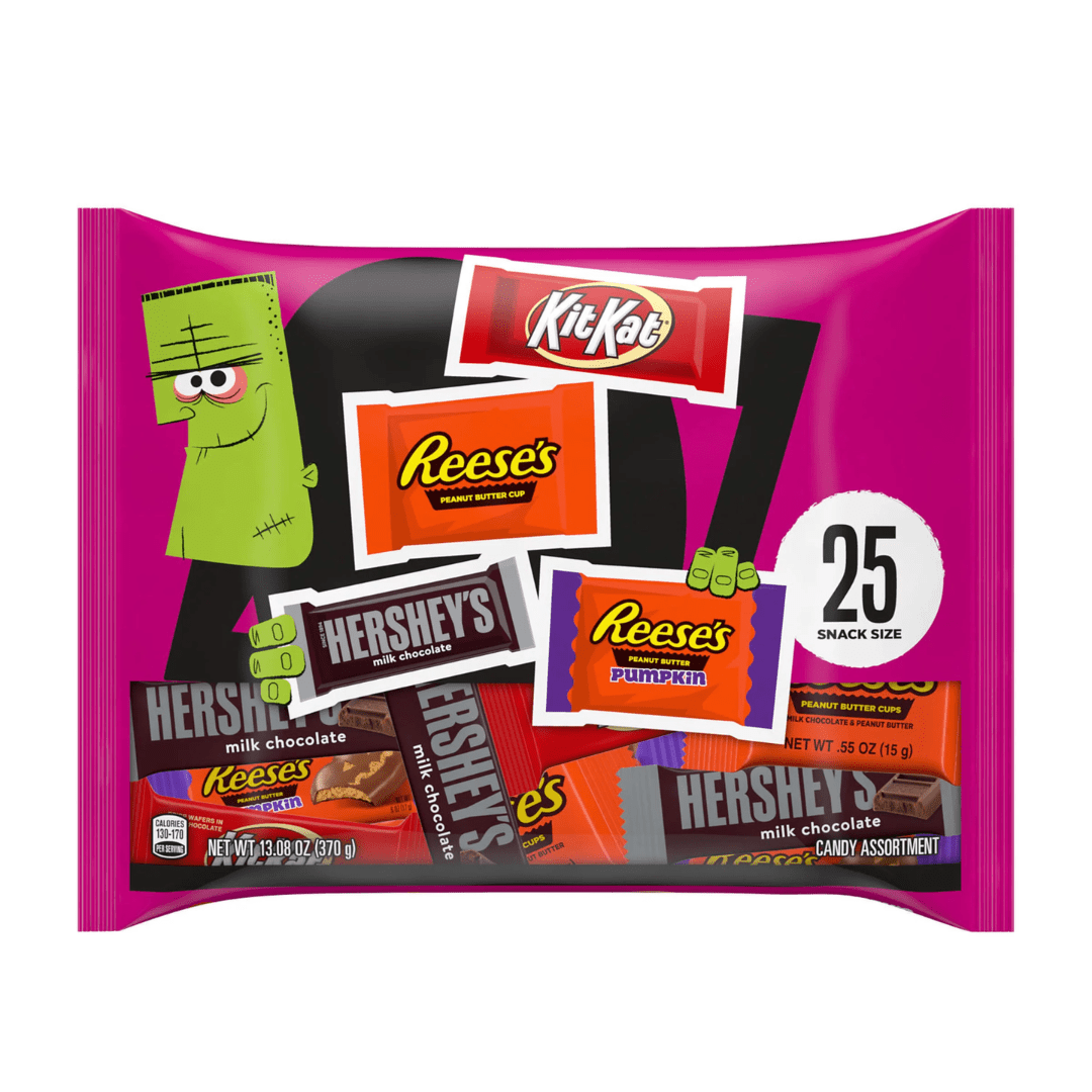 Hershey’s, Kit Kat, & Reese’s Assorted Chocolate Snack Size Halloween Candy (370g)