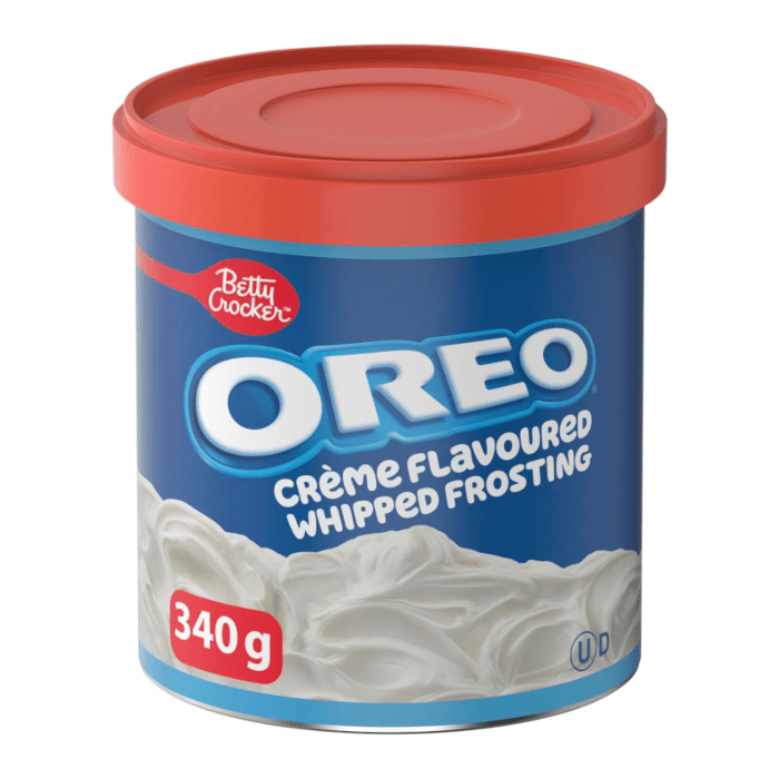 Front of Betty Crocker Oreo Crème Flavoured Whipped Frosting tub displaying rich white frosting label and 340g pack size