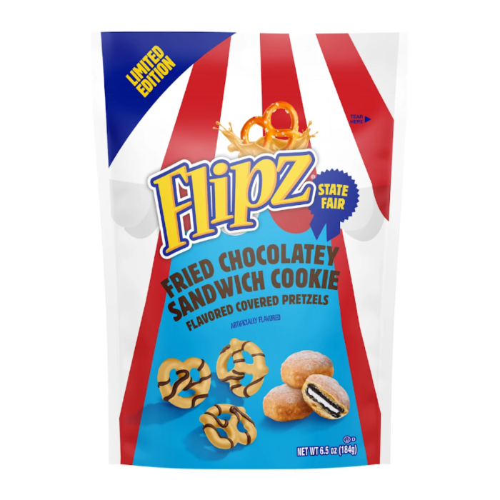 Front label of Flipz State Fair Fried Chocolatey Sandwich Cookie Pretzels (184g), displaying flavour and branding.