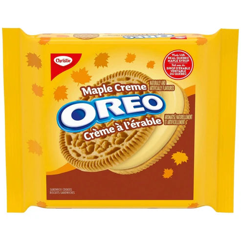 Front of Oreo Maple Creme packaging showing the logo, maple-flavoured crème filling, and classic Oreo cookies (261g pack)