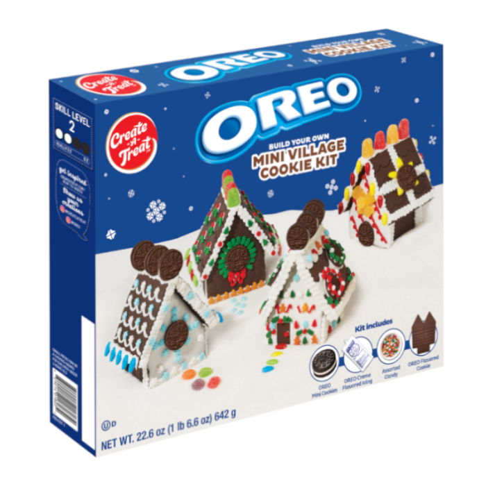 Oreo Build Your Own Mini Village Cookie Kit (642g)